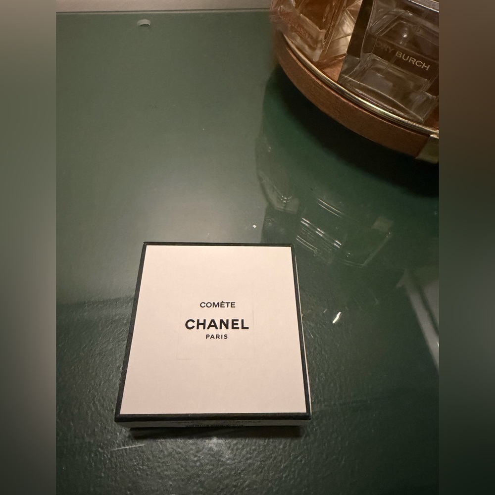 Chanel Comte Sample - image 3